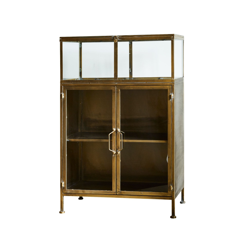 Guld vitrineskab i jern med glaslåger – industrial look